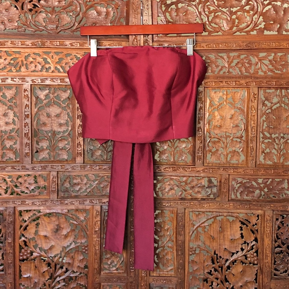 Strapless cropped top (BURGUNDY COLOR)